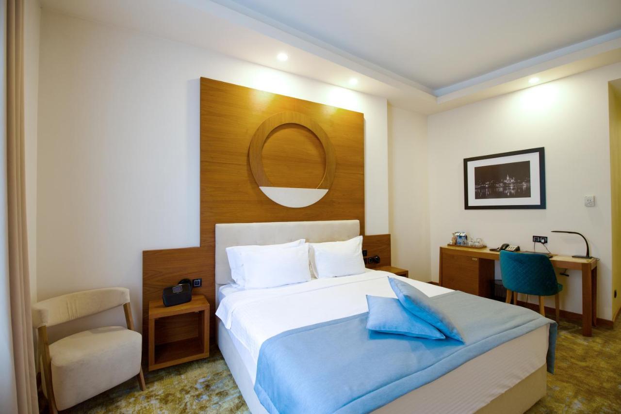 Hotel City Savoy Belgrad Exterior foto