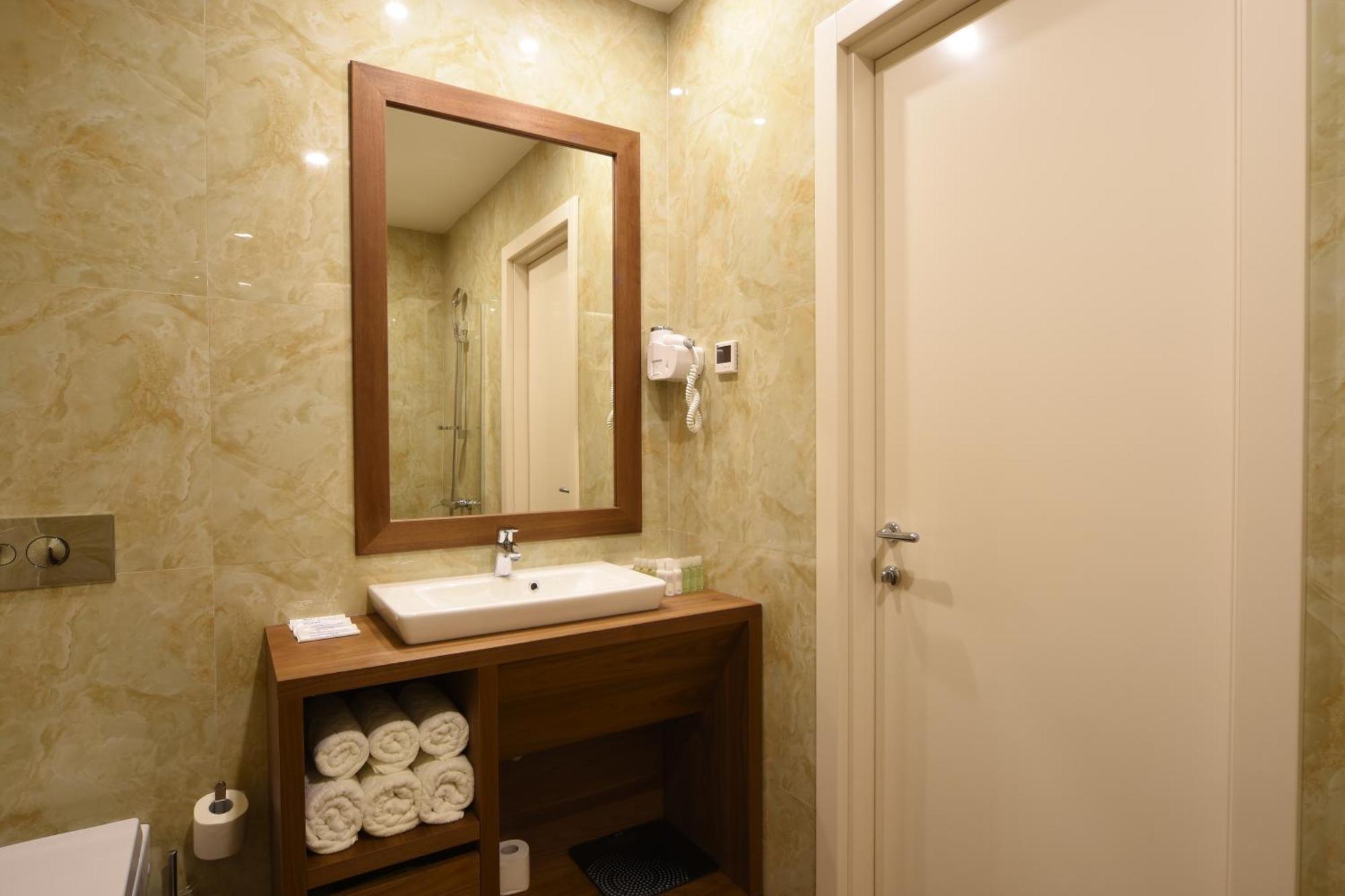Hotel City Savoy Belgrad Zimmer foto